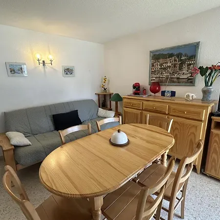 Cosy With Balcony Ideally Located * Le Grau-du-Roi